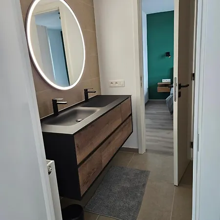 Chardonnay At The * בלנקנברג